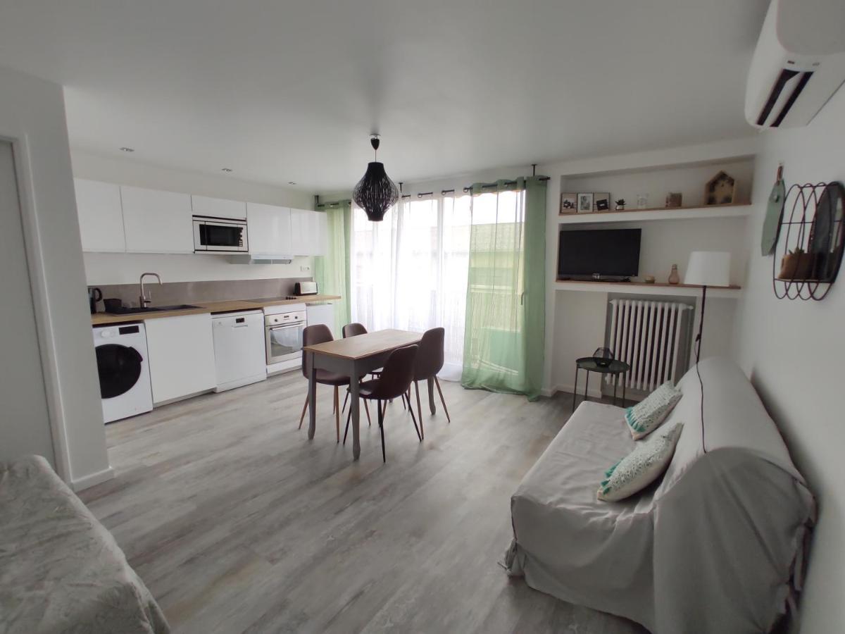 Appartement Climatise Avec Balcon,Wifi, Proche Remparts Avignon Exterior foto