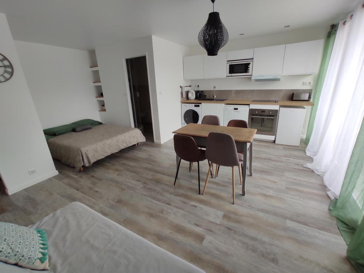 Appartement Climatise Avec Balcon,Wifi, Proche Remparts Avignon Exterior foto